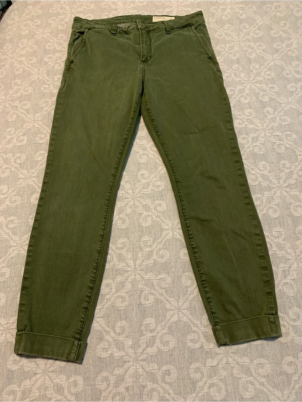 Pistola Green Stretch Skinny Cuffed Pants (Size 30)